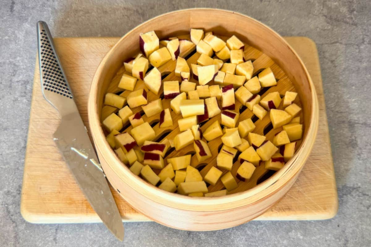 How to make sweet potato mushi pan.