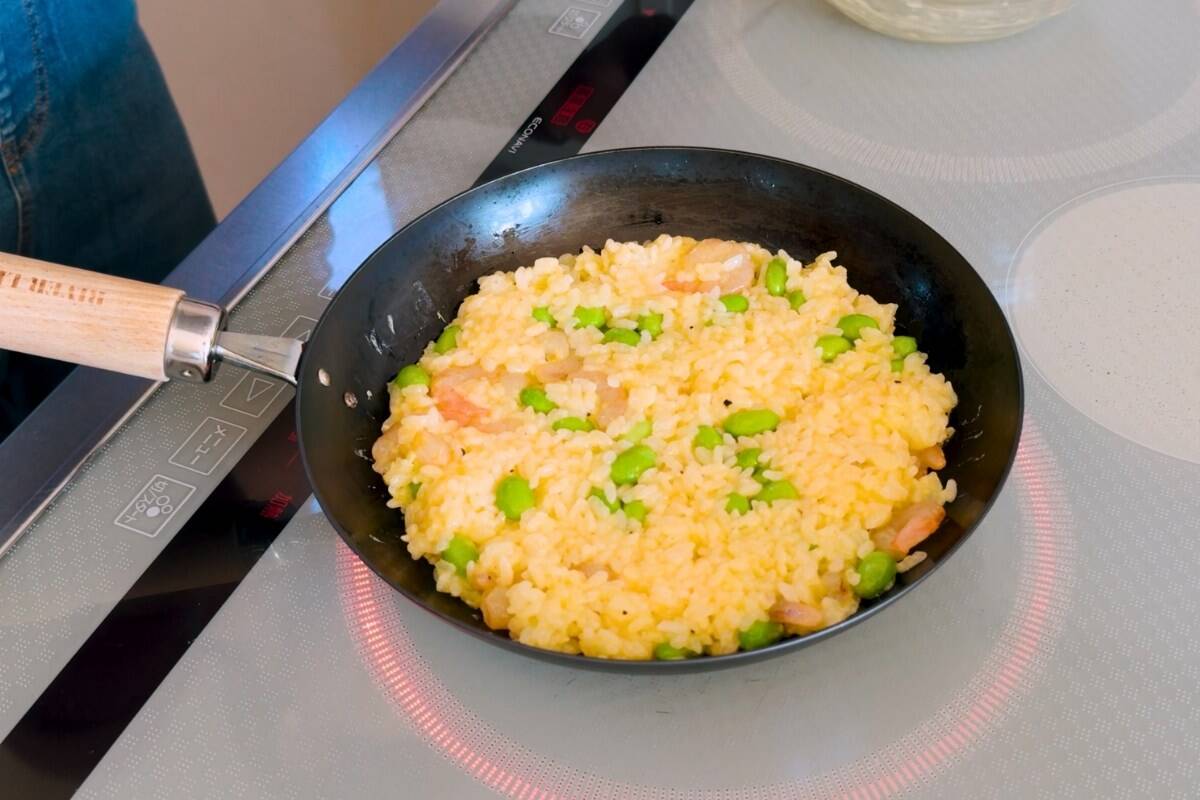 How to make rice okonomiyaki.