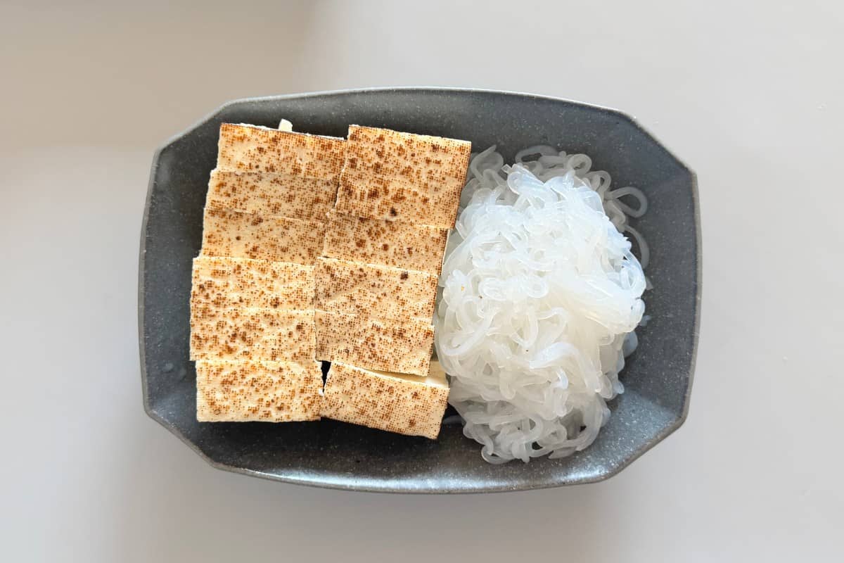 How to make vegetarian sukiyaki.