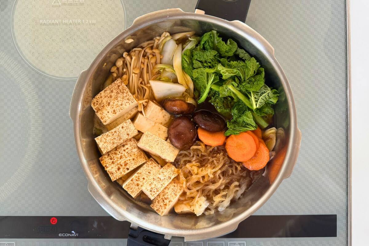 How to make vegetarian sukiyaki.