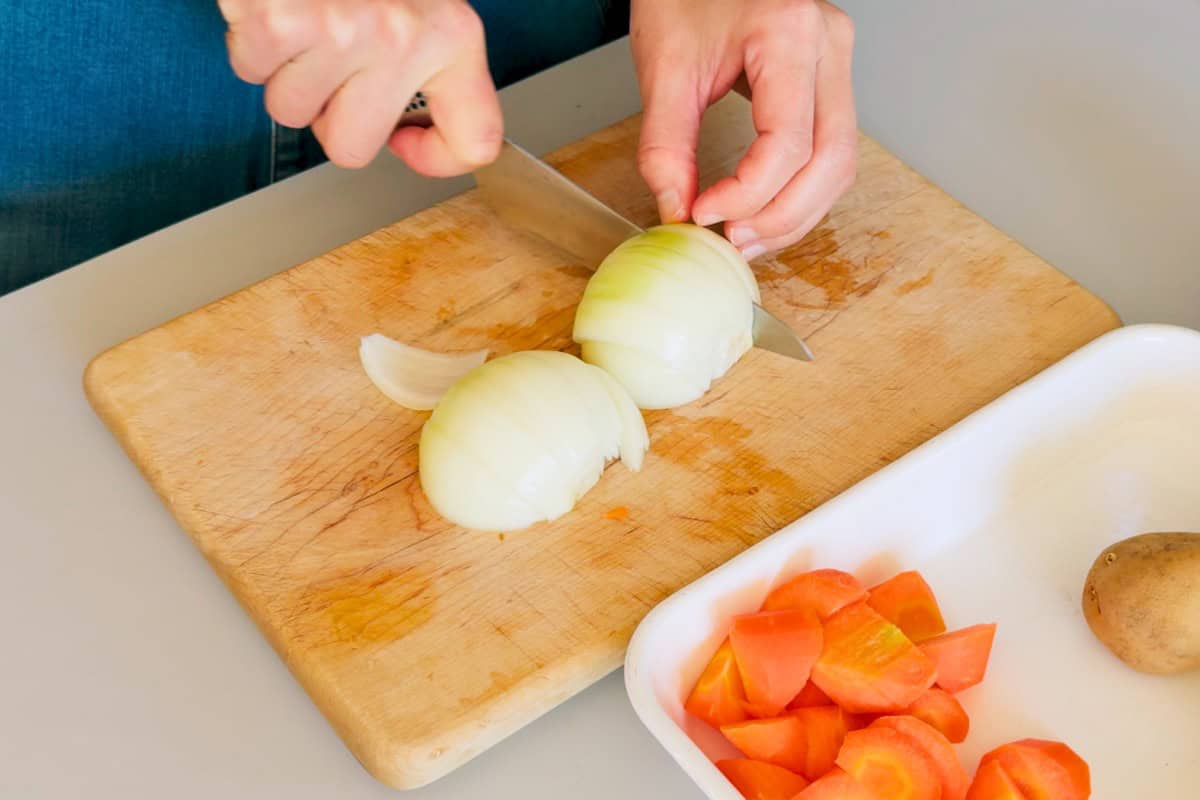 How to make Japanese curry.