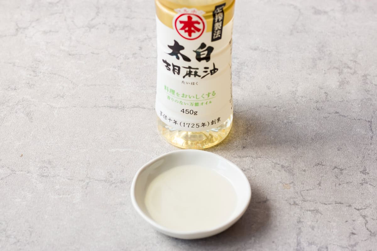 Light sesame oil.