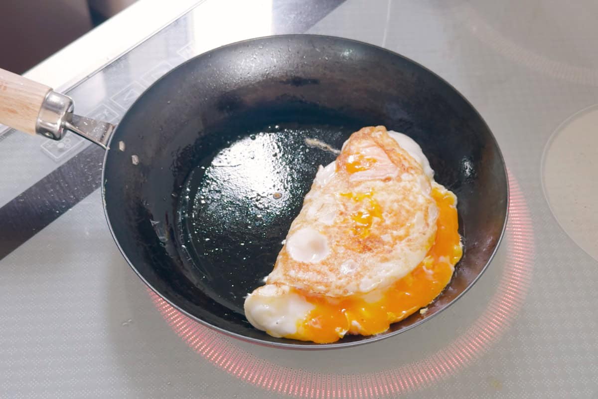 How to make teriyaki egg sandwich.