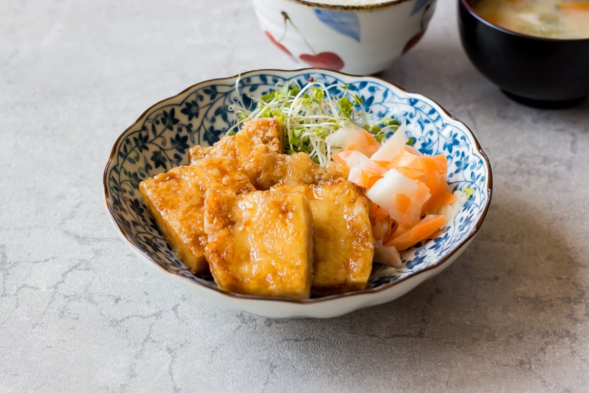 Teriyaki tofu using frozen tofu.