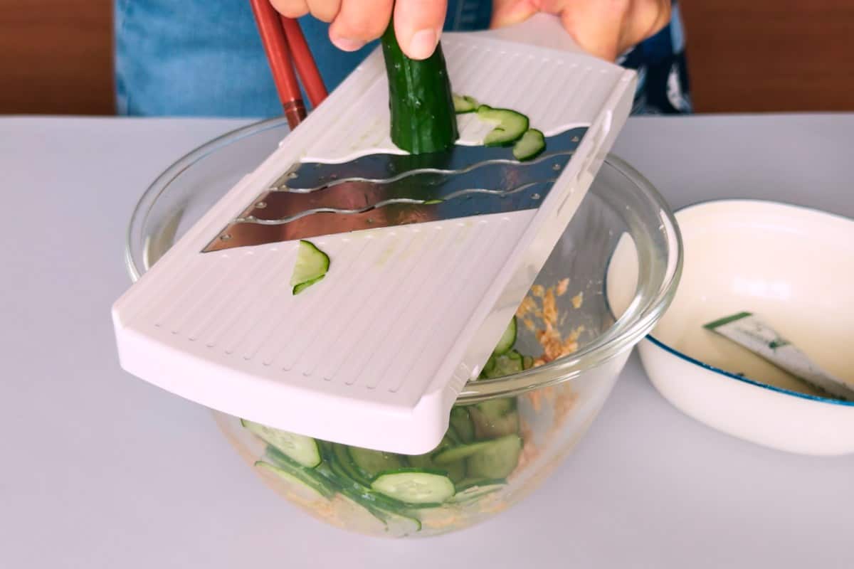 How to make cucumber tuna salad.