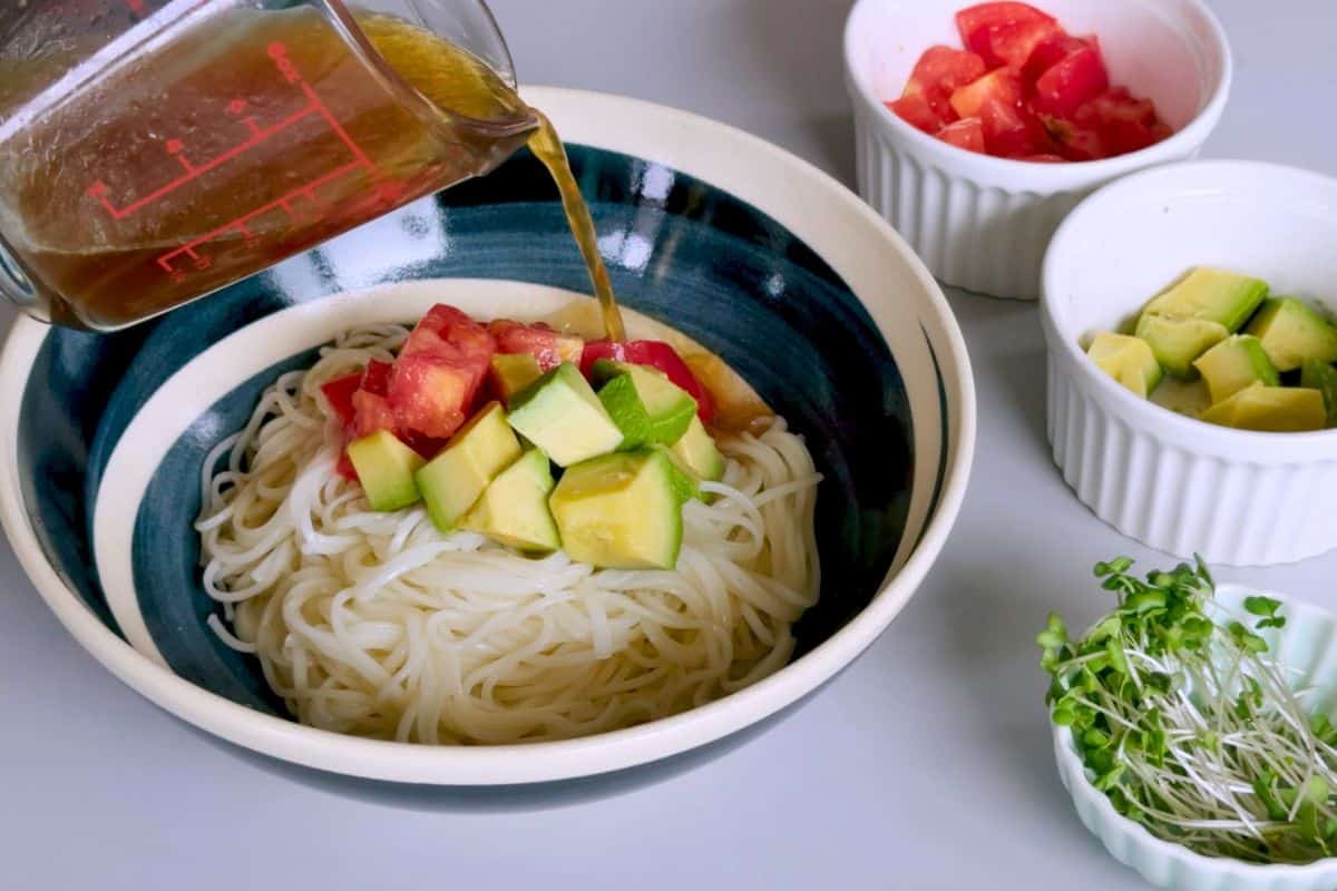 How to make tomato avocado somen.