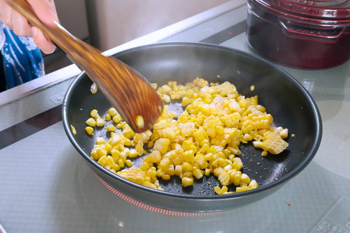 How to make corn fried rice.