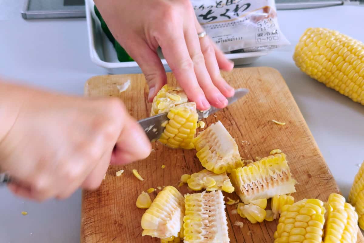 How to make corn stir-fry.