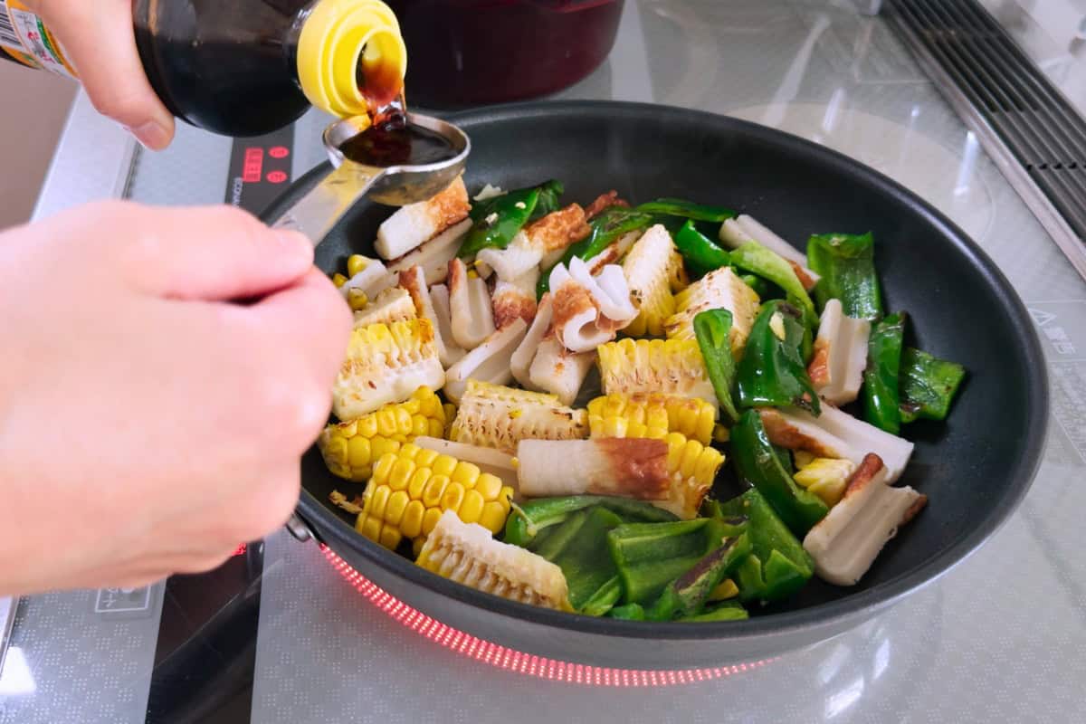 How to make corn stir-fry.