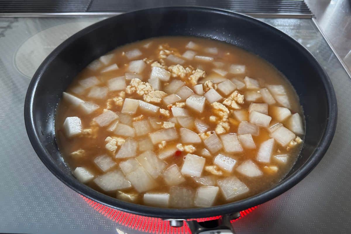 How to make daikon spicy miso.