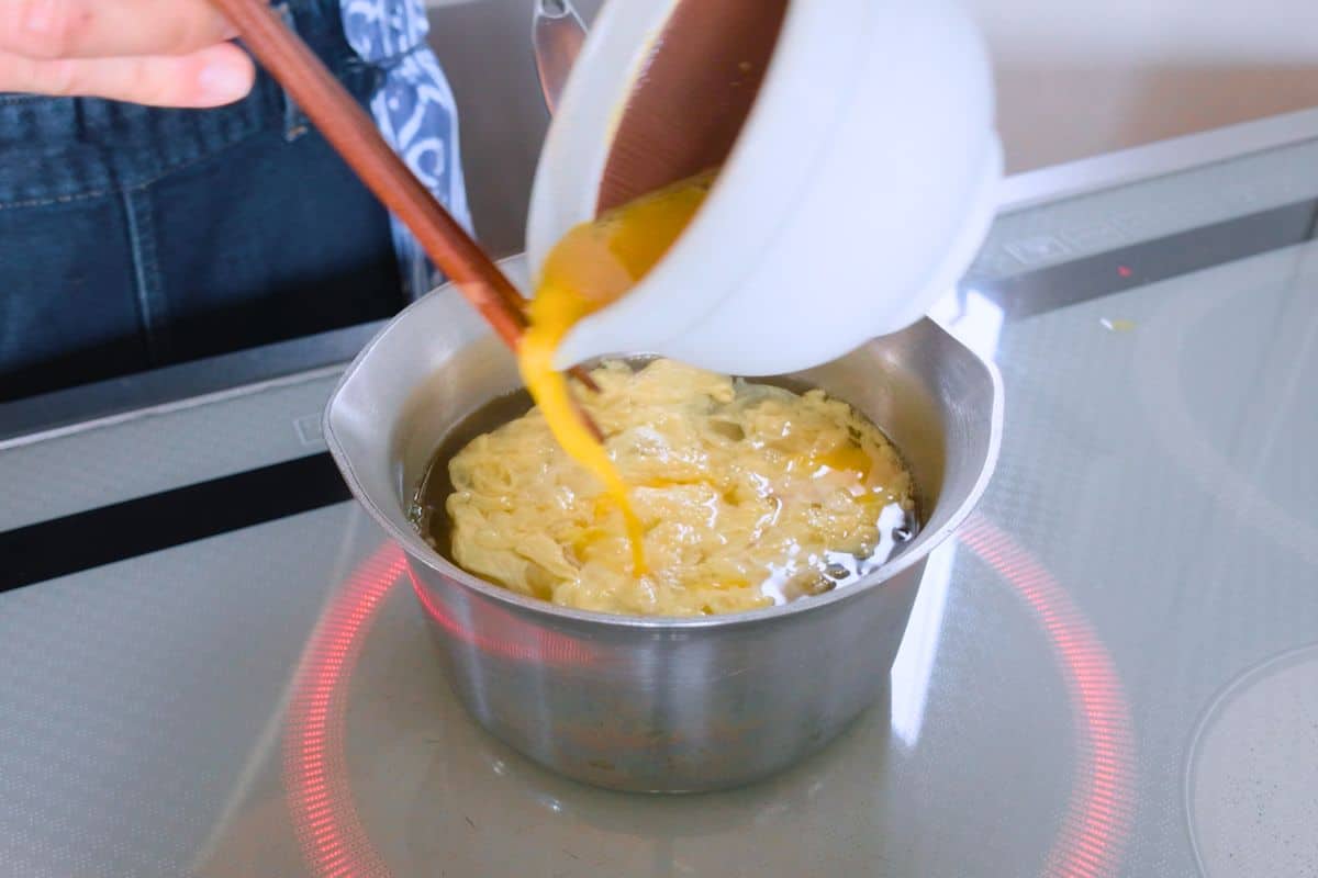 How to make kakitamajiru.