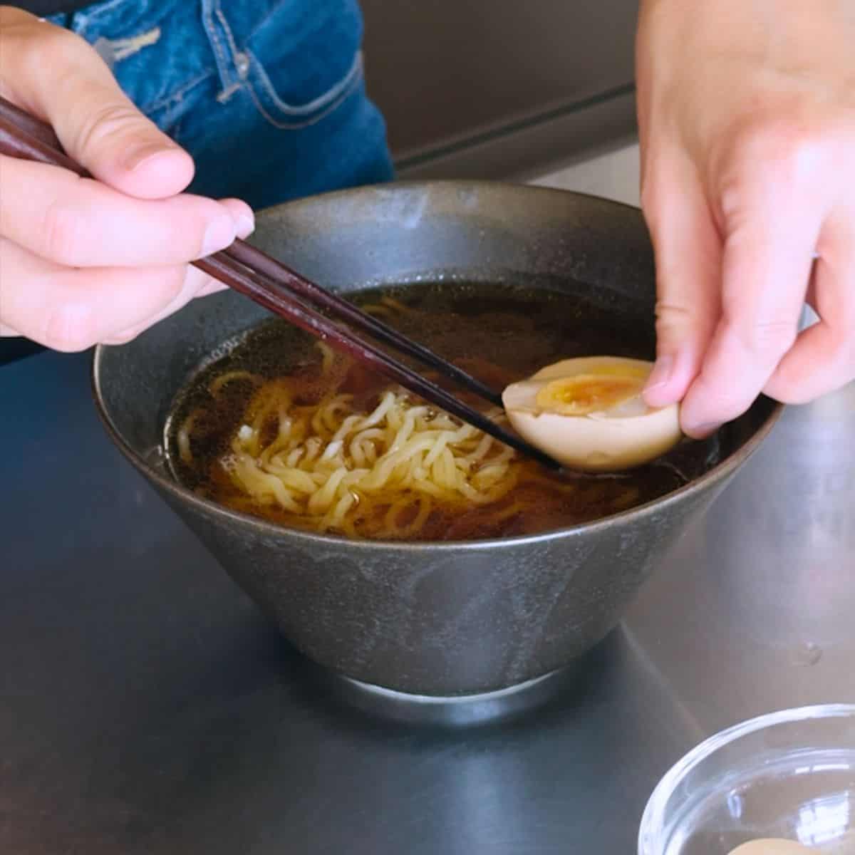 How to make shoyu ramen.
